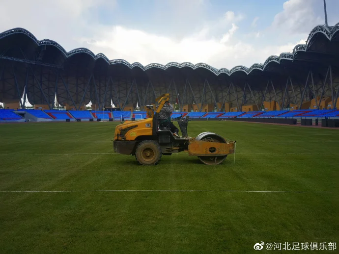 爱游戏体育:中国足球联赛赛程安排的优化模型构建与实证分析：基于运筹学的简单介绍